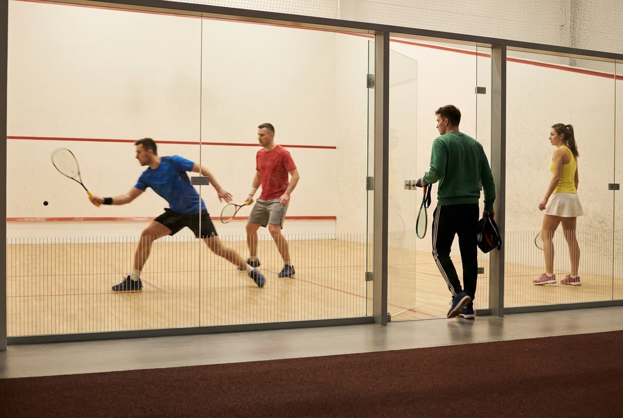 Gra w squash na kortach Baltic Padel Club